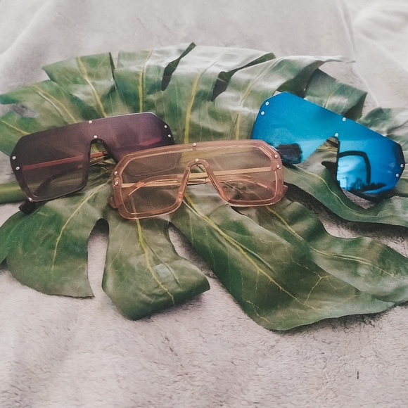 2/$40 Flewed Out Sunglasses Beige - Picture 6 of 6